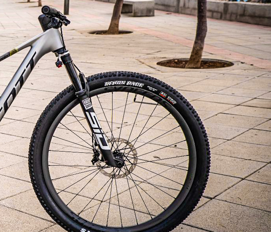 Scott Spark Rc Worldcup Web1 Rght Tri Ciciclos Canarias Tienda de bicicletas Santa cruz de Tenerife