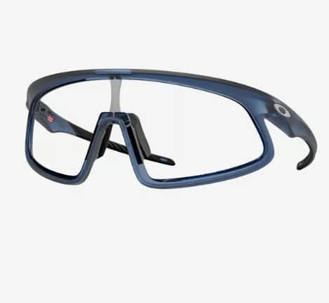 Oakley RSLV Matte Transparent Stonewash w/Clear to Black Iridium Photochromic